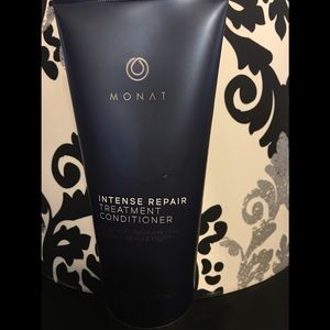 Monat IRT Conditioner and masque bundle